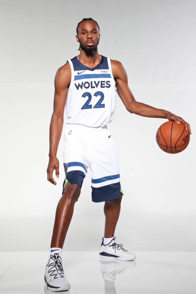 9体育-包含最后时刻体能课后，明尼苏达森林狼战术微调备战美洲杯，细节曝光，细节决定成败的词条